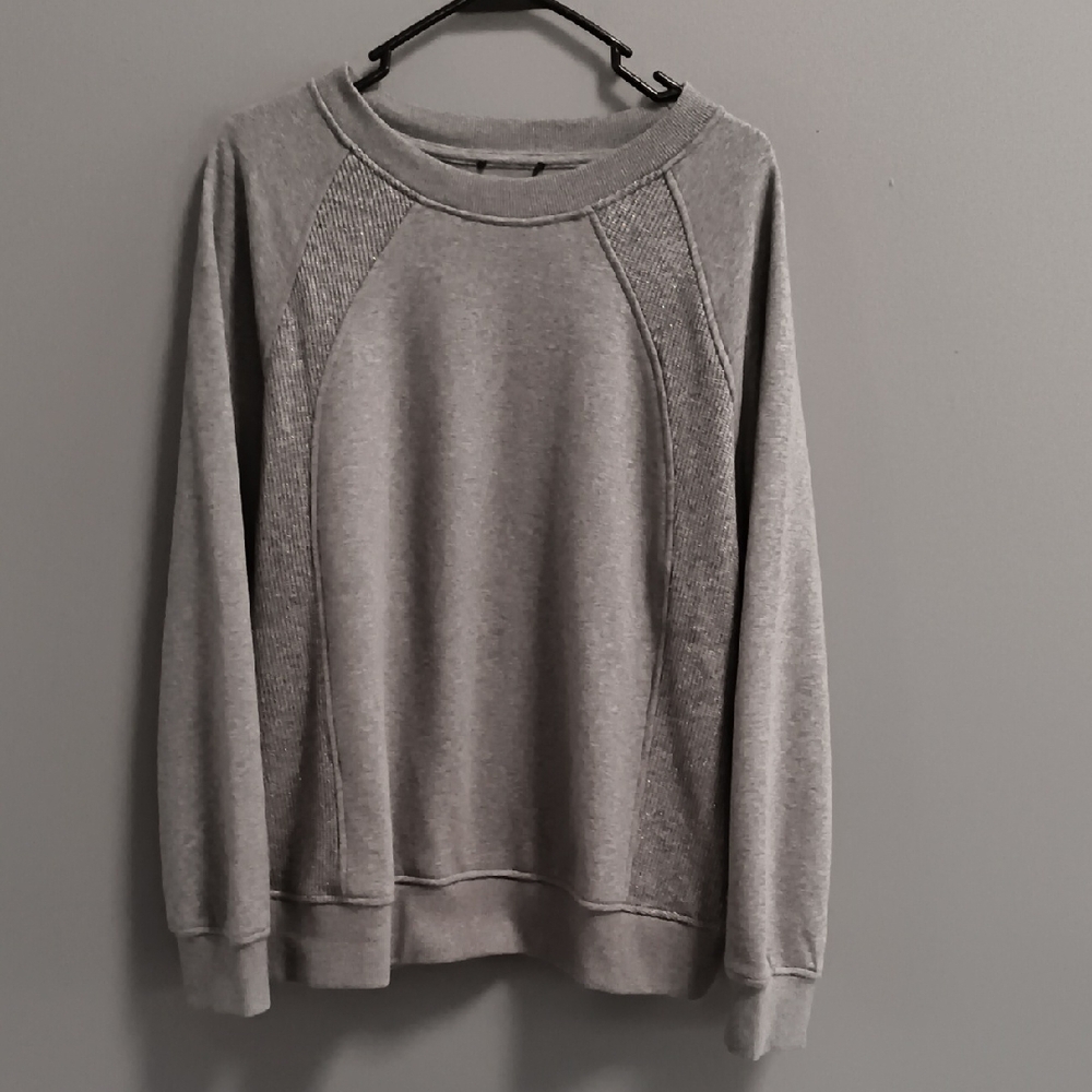 Maurices Light Gray Casual Sweatshirt